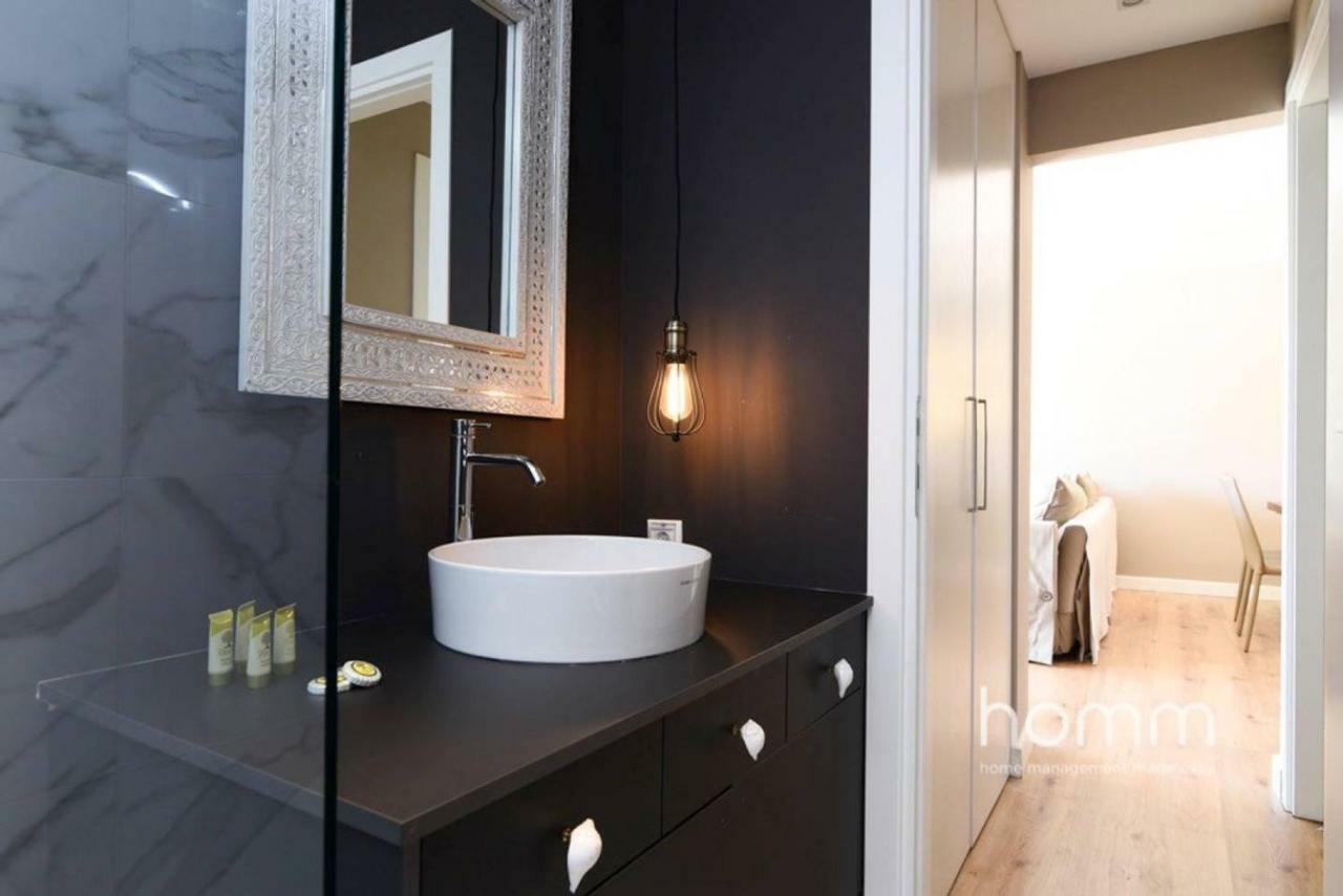 142M² Bright Alimos Apartment With Marina View Екстериор снимка